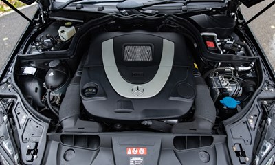 Lot 288 - 2010 Mercedes-Benz E500 Coupé