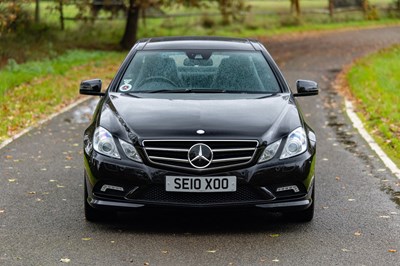 Lot 288 - 2010 Mercedes-Benz E500 Coupé