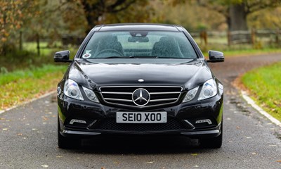 Lot 288 - 2010 Mercedes-Benz E500 Coupé