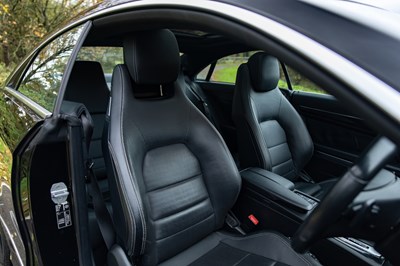 Lot 288 - 2010 Mercedes-Benz E500 Coupé