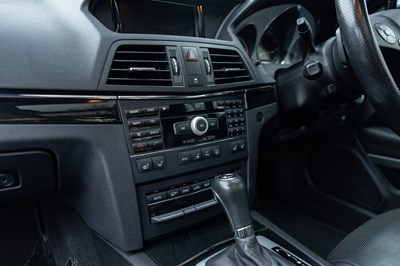 Lot 288 - 2010 Mercedes-Benz E500 Coupé
