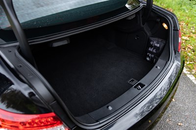 Lot 288 - 2010 Mercedes-Benz E500 Coupé