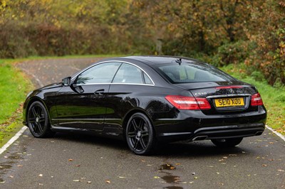 Lot 288 - 2010 Mercedes-Benz E500 Coupé