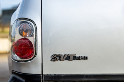 Lot 193 - 2002 Ford F-150 SVT Lightning