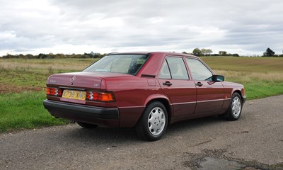 Lot 262 - 1993 Mercedes-Benz 190E