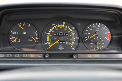 Lot 262 - 1993 Mercedes-Benz 190E