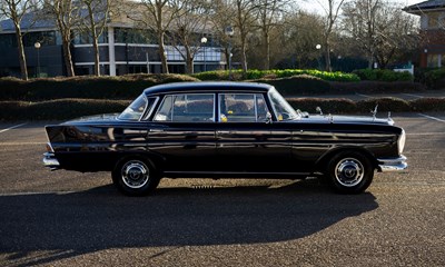 Lot 114 - 1966 Mercedes-Benz 220 SE Fintail