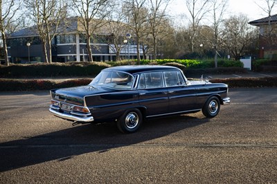 Lot 114 - 1966 Mercedes-Benz 220 SE Fintail