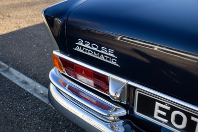 Lot 114 - 1966 Mercedes-Benz 220 SE Fintail