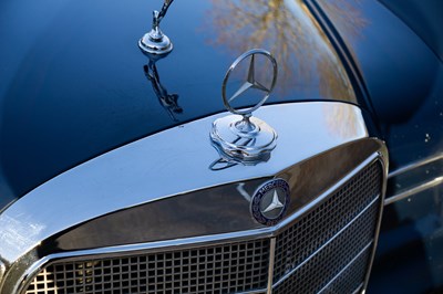 Lot 114 - 1966 Mercedes-Benz 220 SE Fintail
