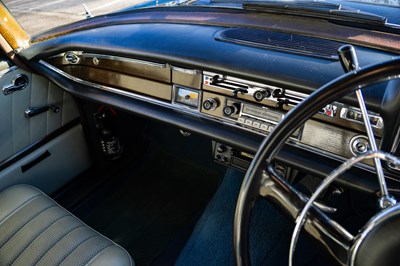 Lot 114 - 1966 Mercedes-Benz 220 SE Fintail