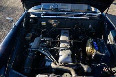 Lot 114 - 1966 Mercedes-Benz 220 SE Fintail