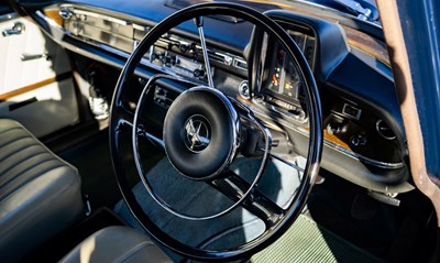 Lot 114 - 1966 Mercedes-Benz 220 SE Fintail