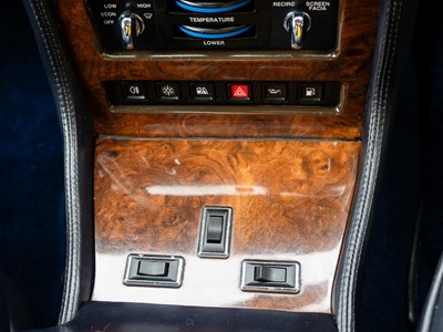Lot 200 - 1999 Rolls-Royce Park Ward Limousine