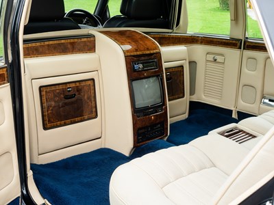Lot 200 - 1999 Rolls-Royce Park Ward Limousine