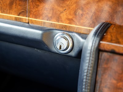 Lot 200 - 1999 Rolls-Royce Park Ward Limousine