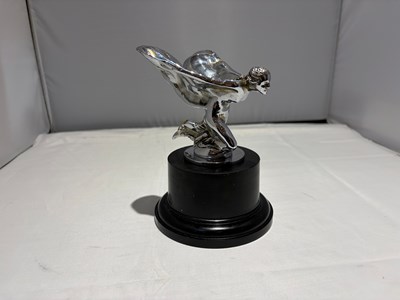 Lot 31 - Rolls-Royce Kneeling Lady Mascot