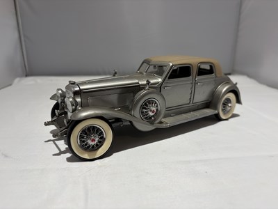 Lot 49 - 1933 Duesenberg S1 "Twenty Grand" Town Car Sedan