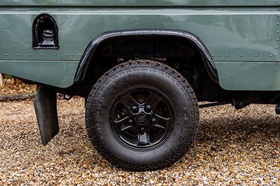 Lot 239 - 2015 Land Rover Defender 110 ‘Gun Bus’