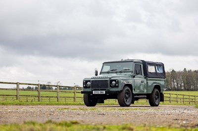 Lot 239 - 2015 Land Rover Defender 110 ‘Gun Bus’