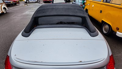 Lot 37 - 2007 BMW 6 Series Convertible