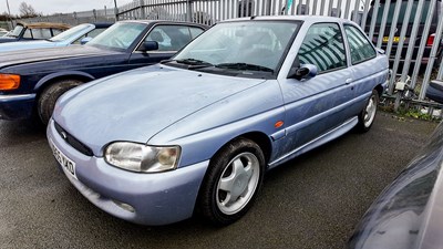 Lot 6 - 1995 Ford Escort RS2000