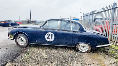 Lot 23 - 1966 Jaguar S-Type