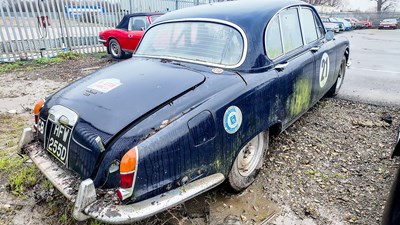 Lot 23 - 1966 Jaguar S-Type