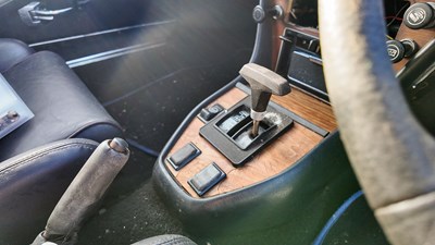 Lot 15 - 1971 Triumph Stag