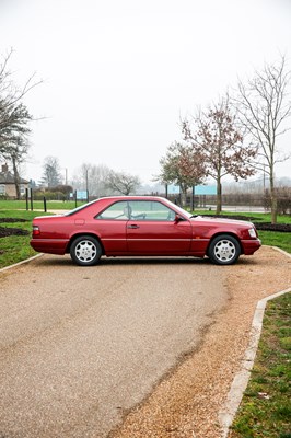 Lot 283 - 1995 Mercedes-Benz E220 Coupé