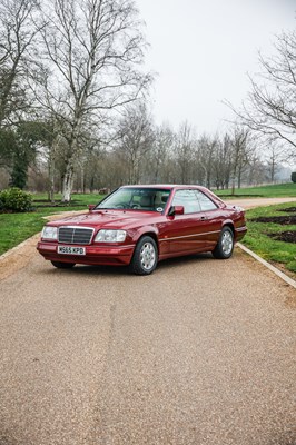 Lot 283 - 1995 Mercedes-Benz E220 Coupé