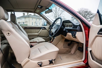 Lot 283 - 1995 Mercedes-Benz E220 Coupé