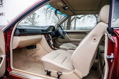 Lot 283 - 1995 Mercedes-Benz E220 Coupé