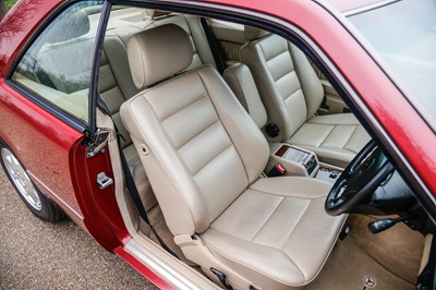 Lot 283 - 1995 Mercedes-Benz E220 Coupé