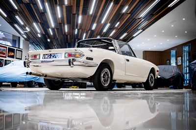 Lot 198 - 1971 Triumph Stag Mk. I