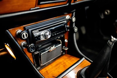 Lot 198 - 1971 Triumph Stag Mk. I