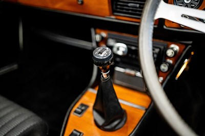 Lot 198 - 1971 Triumph Stag Mk. I