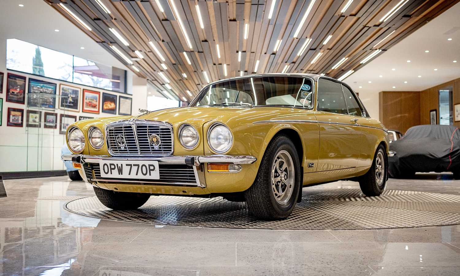 Lot 287 - 1975 Jaguar XJC (4.2 litre)