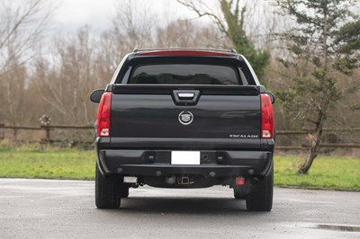 Lot 128 - 2010 Cadillac Escalade EXT Pick-up