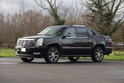 Lot 128 - 2010 Cadillac Escalade EXT Pick-up