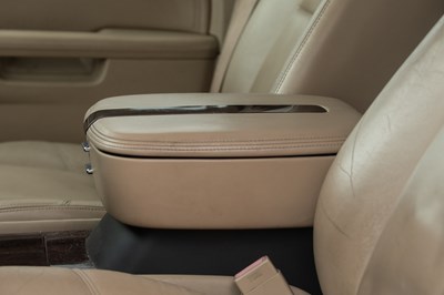 Lot 128 - 2010 Cadillac Escalade EXT Pick-up
