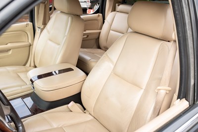 Lot 128 - 2010 Cadillac Escalade EXT Pick-up