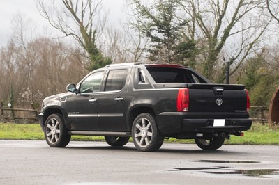Lot 128 - 2010 Cadillac Escalade EXT Pick-up