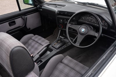 Lot 189 - 1987 BMW 320i Convertible