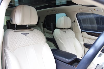 Lot 260 - 2017 Bentley Bentayga