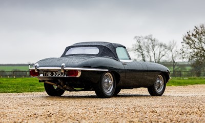 Lot 268 - 1970 Jaguar E-Type Series II Roadster
