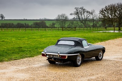 Lot 268 - 1970 Jaguar E-Type Series II Roadster
