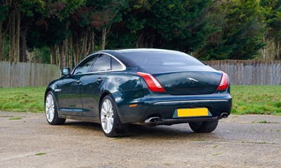 Lot 285 - 2010 Jaguar XJ V8 Premium Luxury (5.0 litre)