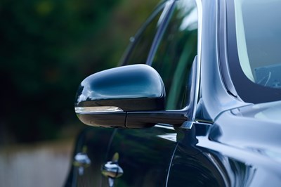 Lot 285 - 2010 Jaguar XJ V8 Premium Luxury (5.0 litre)