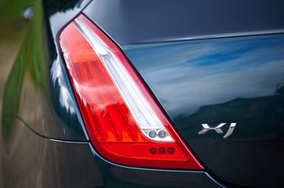 Lot 285 - 2010 Jaguar XJ V8 Premium Luxury (5.0 litre)